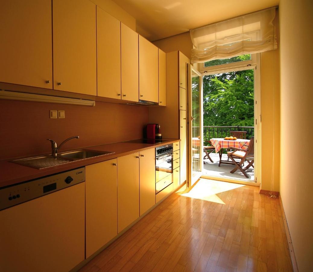 Apartments Villa Boltez Kranj Ngoại thất bức ảnh