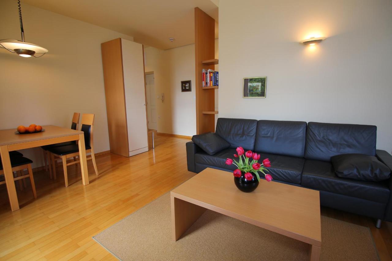 Apartments Villa Boltez Kranj Ngoại thất bức ảnh